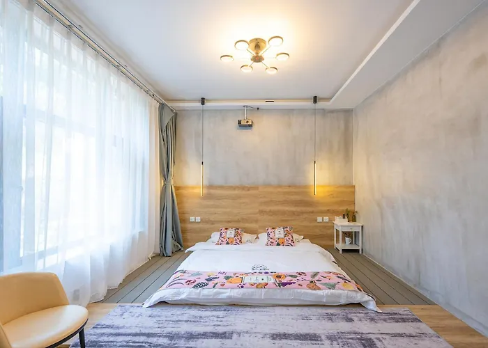 Mutianyu Great Wall Jingshan First House Boutique B&B